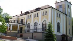 OKW Legnica- Pałac